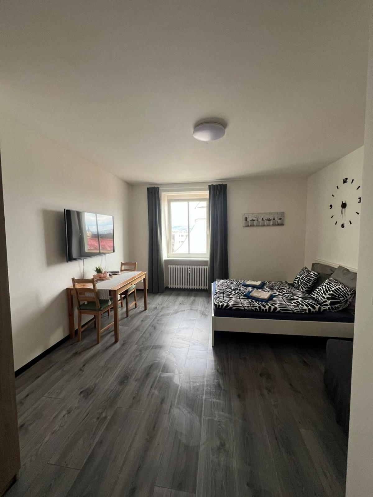 City Center Apartments - Moderna Brno Rimske Namesti VI Luaran gambar